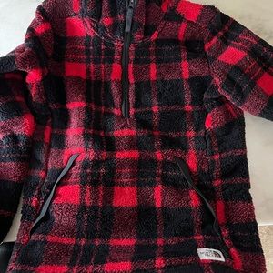 Womens north face fuzzy pullover